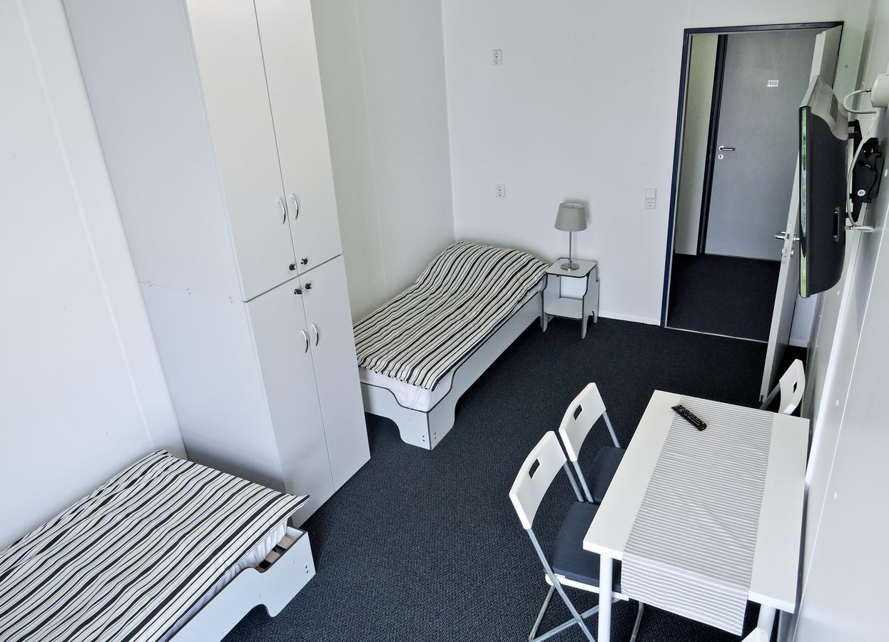 Hostel Wrzesnia Luaran gambar
